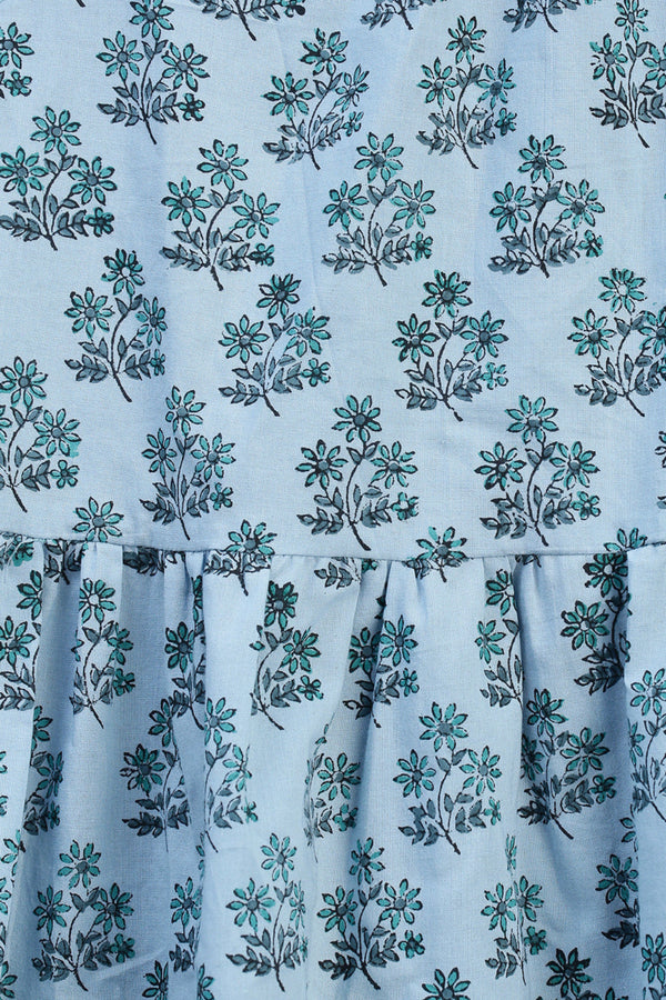 Teen girl blue printed dressrelaxed fit – YoungnCool l YnCLife