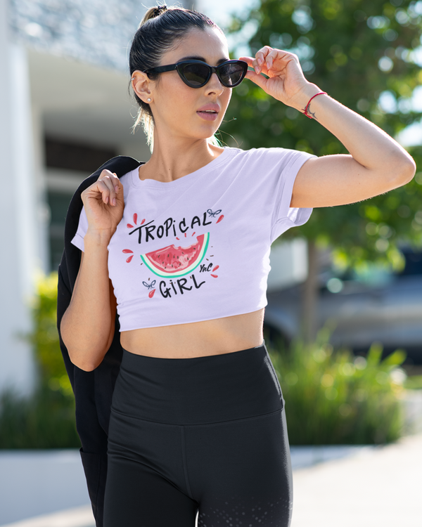 StreetVibe Cropped Tropical girl