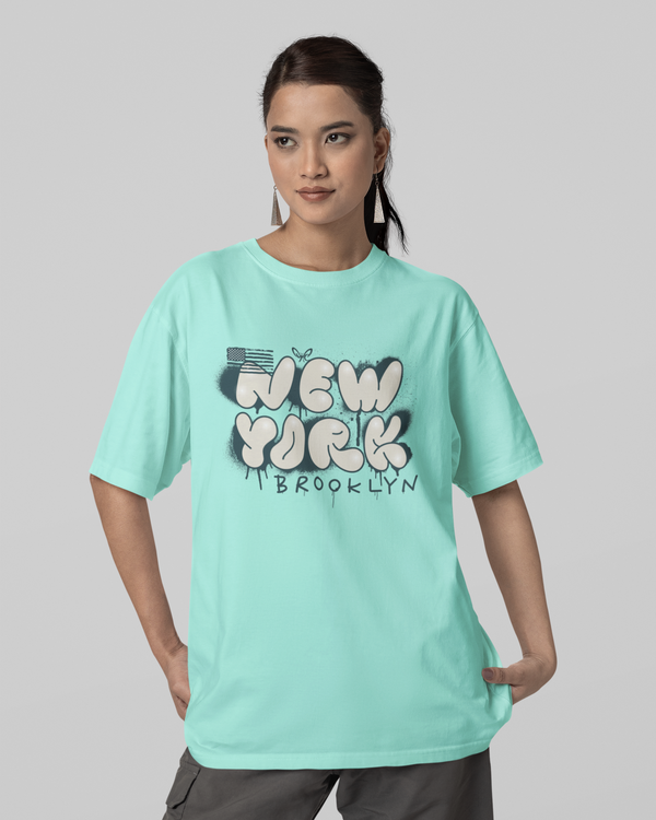 Teen girl wearing oversized graphic t-shirt with 'New York City Print' design – streetwear style by YoungnCool YnCLife