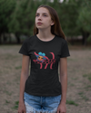 Teen girl wearing graphic t-shirtdesign – streetwear style by YoungnCool YnCLife
