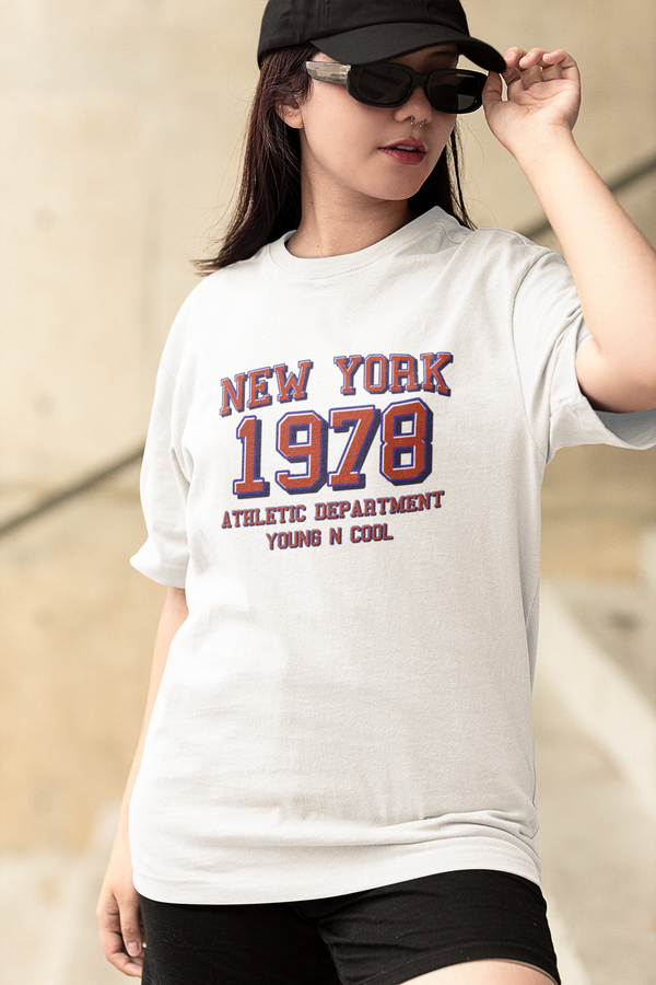 Teen girl wearing oversized graphic t-shirt with 'New York City Print' design – streetwear style by YoungnCool-YnCLife